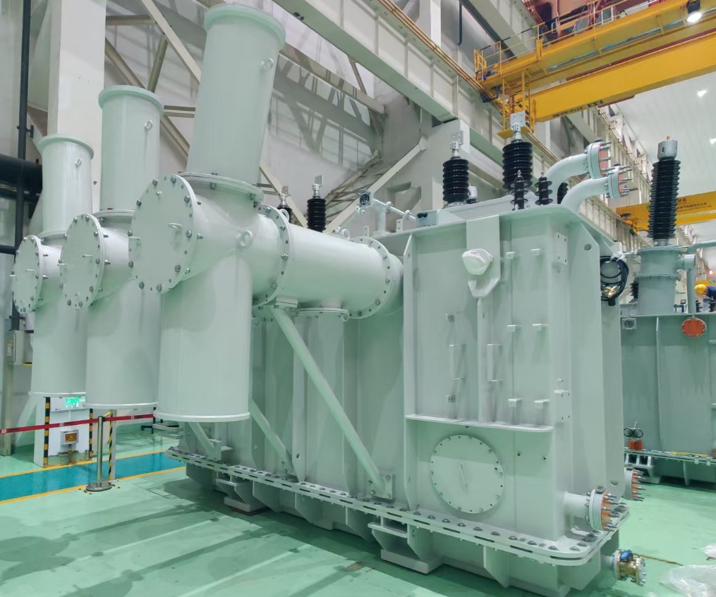 西电中特为首都地铁研制的两台牵引变圆满完成出厂试验